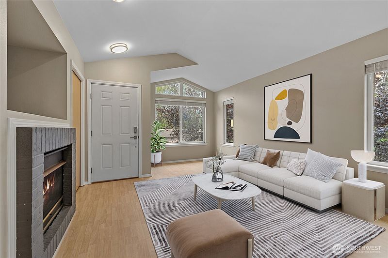2nd image of 2210 Grade Road #2