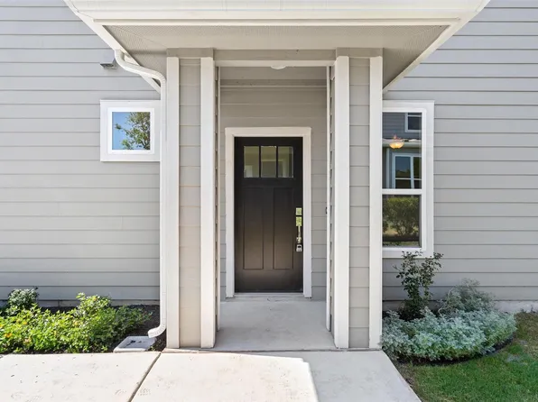 1518 Roseburg Dr, Austin, TX 78754