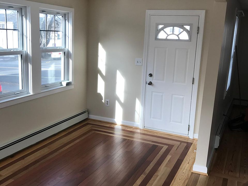 2nd image of 253 Sutton St #253