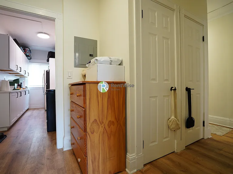 230 Walnut St #24 — Photo 24