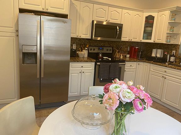 5th image of 2253 Salerno Cir