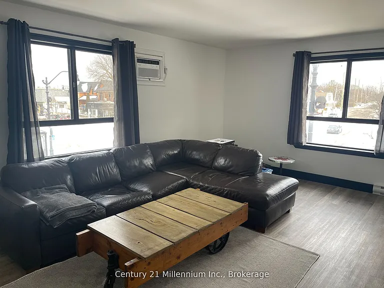 250 Hurontario St #2 — Photo 10