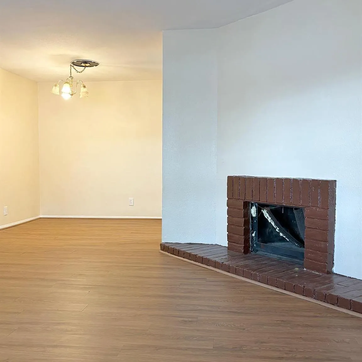 3 bed, 2.0 bath, 1274 sqft, $1,150 — Photo 1