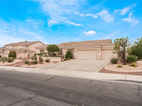 2nd image of 931 Temple View Dr