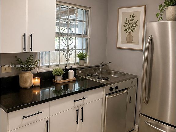 3rd image of 1176 NW 38th St #1