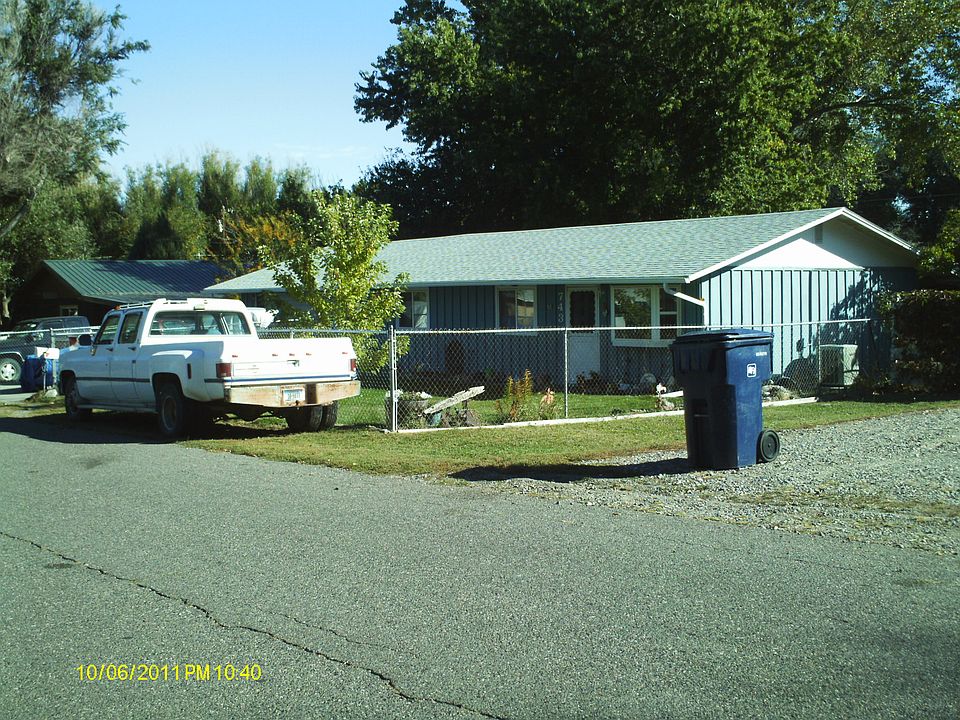 1st image of 743 Starlight Dr