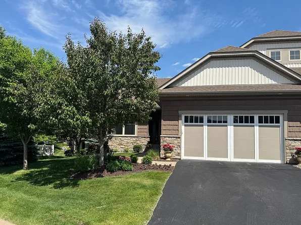 10788 Lyndale Bluffs Trl, Bloomington, MN 55420