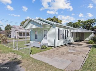 900 Doc Prejean St, Scott, LA 70583