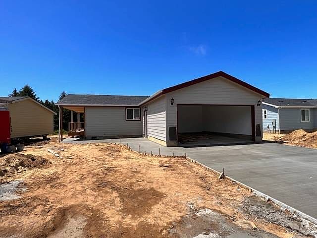 1st image of 2260 SW Green Ln