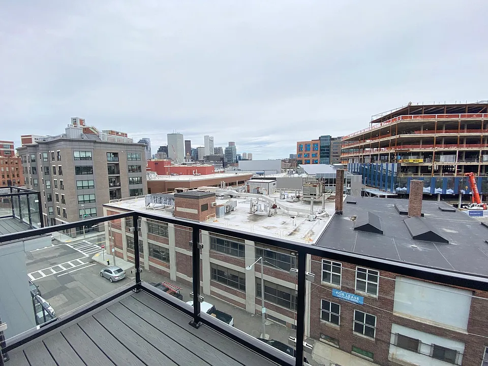 45 W 3rd St #501