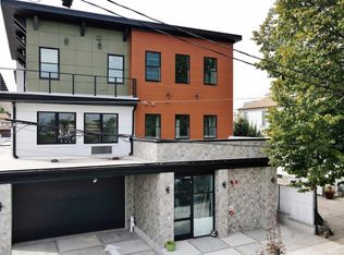 82-84 E 31st St #1, Bayonne, NJ 07002