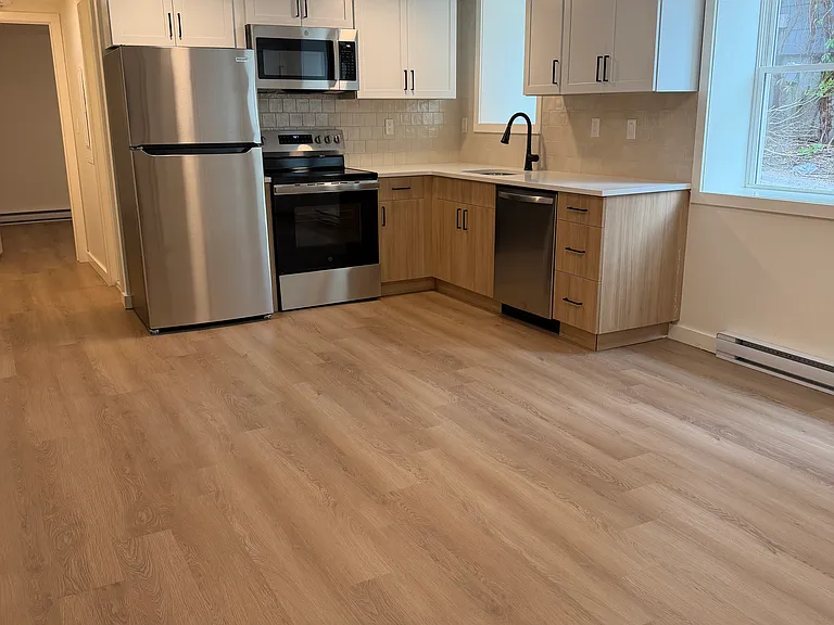 46 N Hamilton St #2 — Photo 3