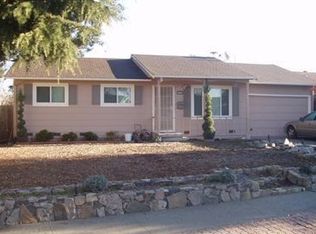 1521 Heather Dr, Santa Rosa, CA 95401