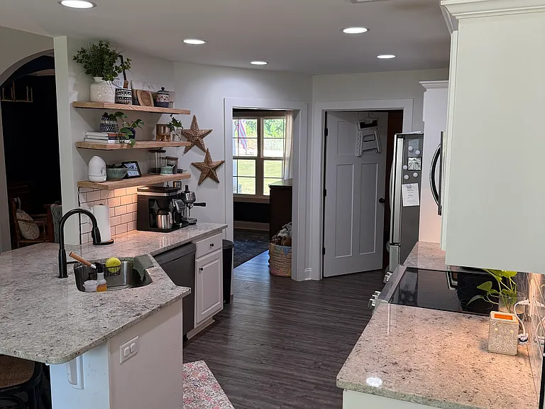 1544 Lee Road 279 — Photo 8
