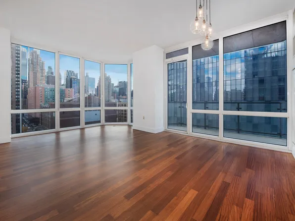 10 West End Avenue image 1 of 10