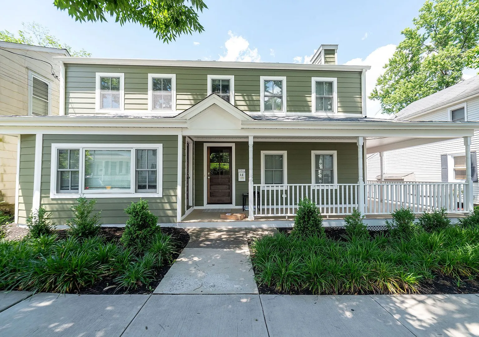 11 Quarry Street — Photo 1