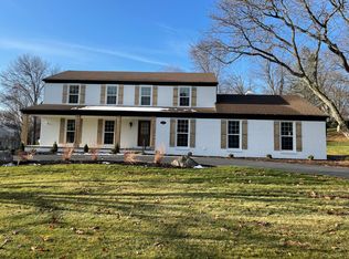 1254 Hickory Hill Dr, Rochester Hills, MI 48309