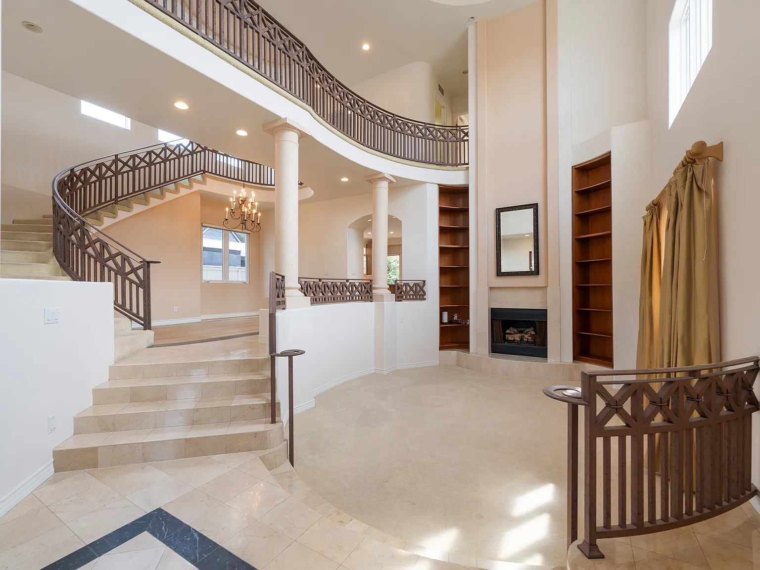 4 bed, 3.5 bath, 3250 sqft, $13,000 — Photo 4