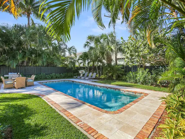 221 Lakeland Drive, West Palm Beach, FL 33405