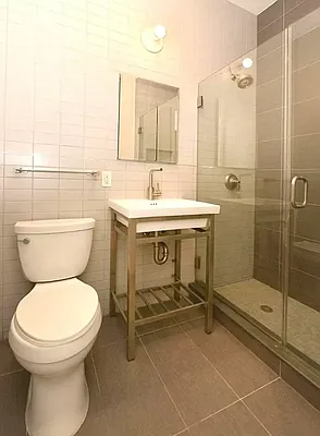 Rented by REAL New York | media 7