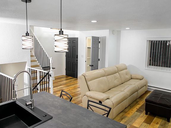 2nd image of 4525 S Jellison St #4525