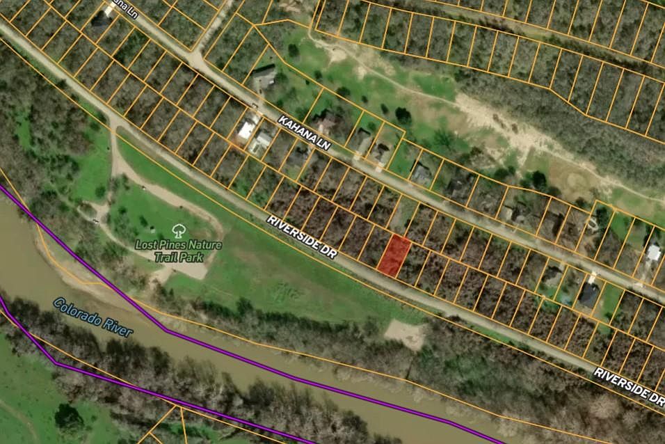 1st image of 416 Riverside Dr