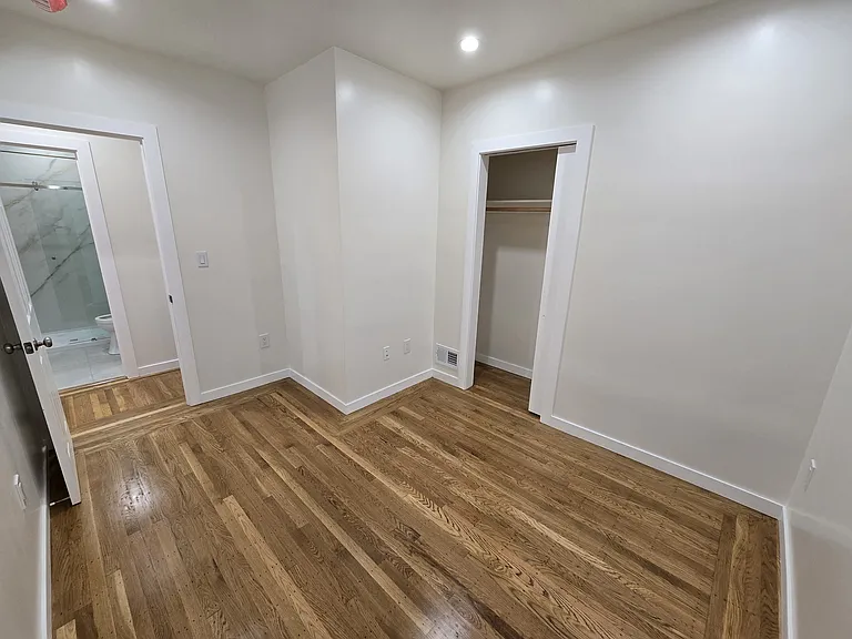 343 Justin Dr — Photo 21