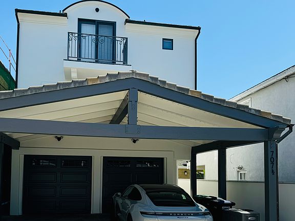 carport.. (Porsche not included - Ha)
