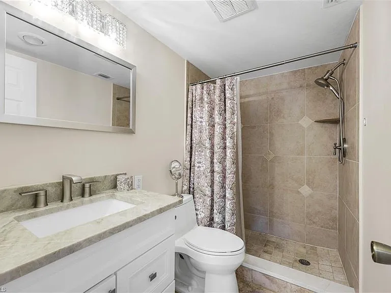 4200 Belair Ln #316 — Photo 12