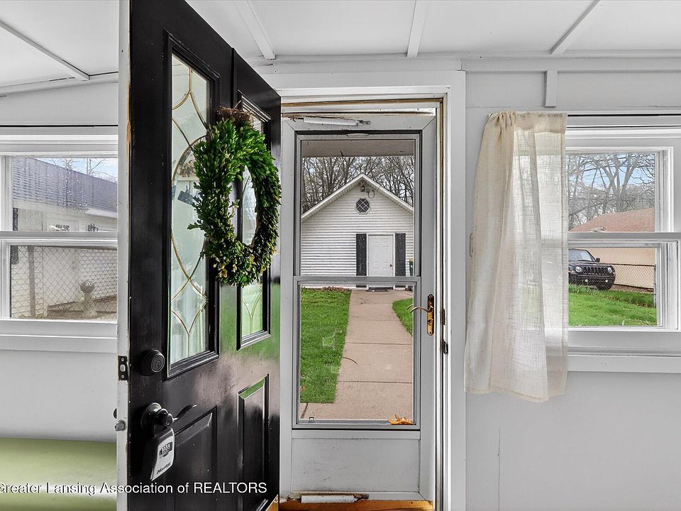 8919 Waruf Ave, Portage, MI 49002 | Zillow