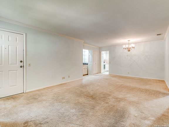 5th image of 8415 FREDERICKSBURG RD #402