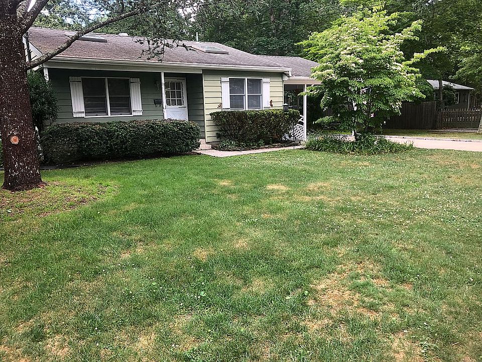 1st image of 58 Shinnecock Ave