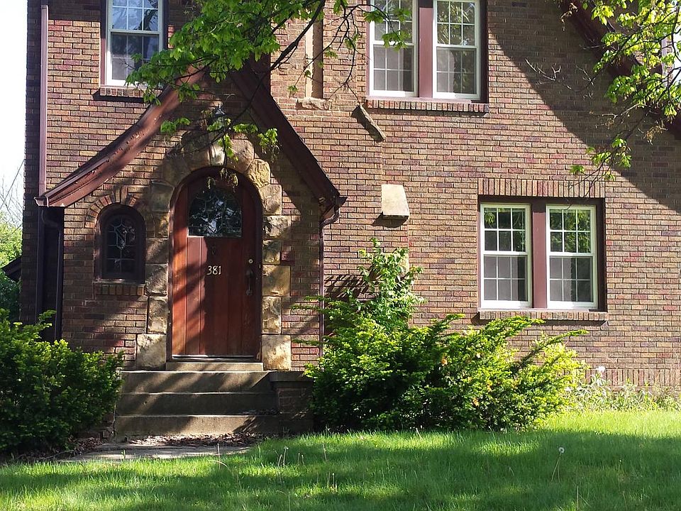 1st image of 381 Townview Cir N