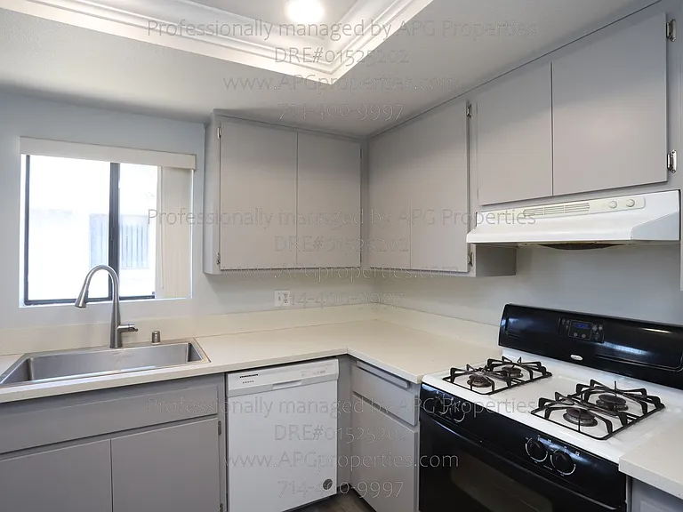 21525 Pioneer Blvd #B — Photo 11