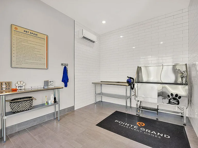Pointe Grand Dog Spa