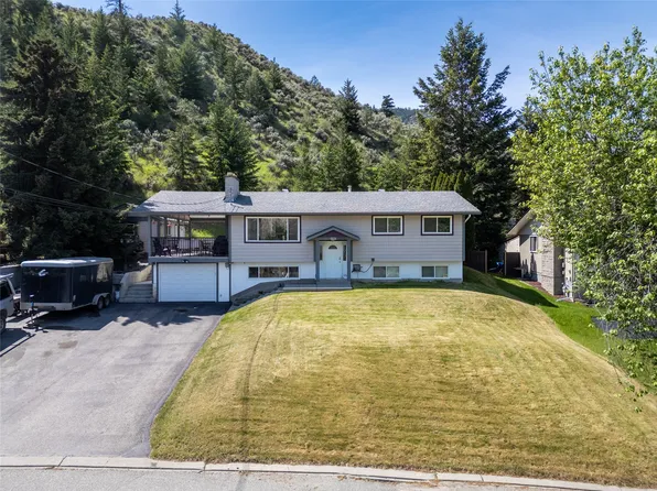 5121 Crawford Pl, Kamloops, BC V2C 5Z8