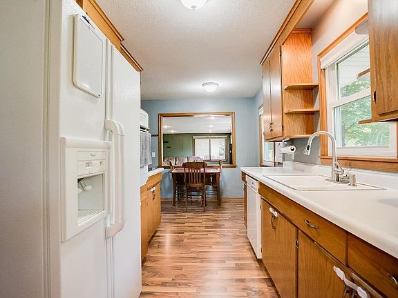 5th image of 6901 Markwood Dr N