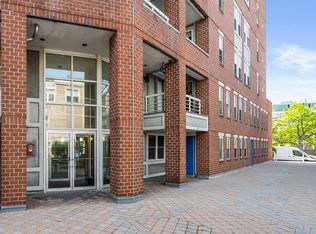 20 Chestnut St APT 406, Cambridge, MA 02139