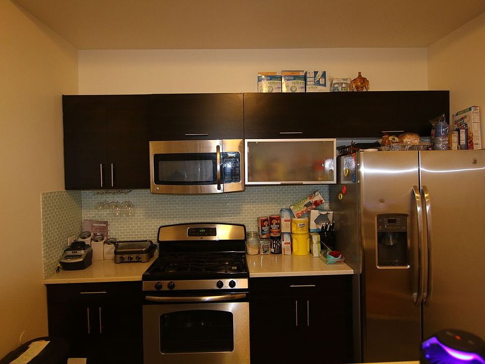 1st image of 11 Meserole St APT 1A