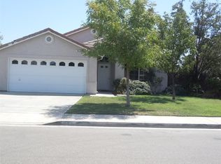 965 Meadow View Rd, Hanford, CA 93230