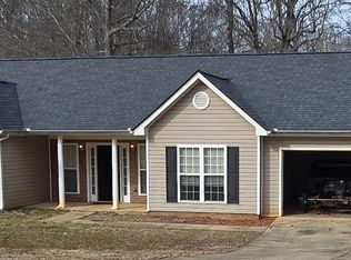 924 Nature Trl, Bethlehem, GA 30620