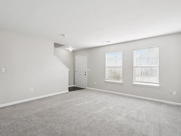 Maple Grove Villas — Photo 9