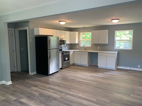 2nd image of 1622 Tiki Ln