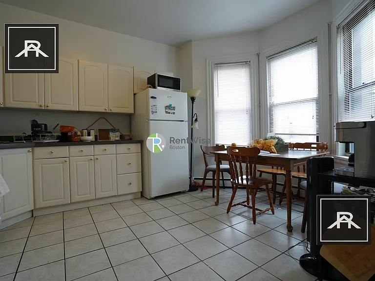 74 Gardner St #D6 — Photo 3