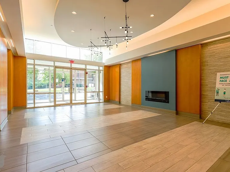355 I St SW #109 — Photo 40