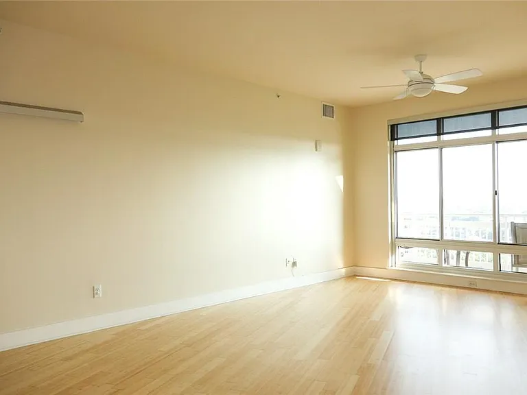 603 Davis St #1409 — Photo 9