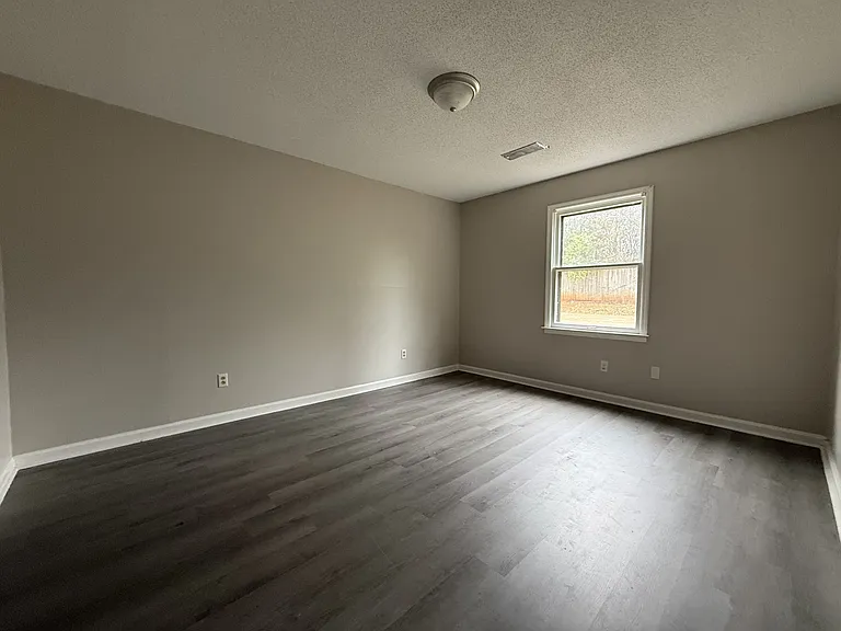 4414 Bonnell Dr NW #B — Photo 7