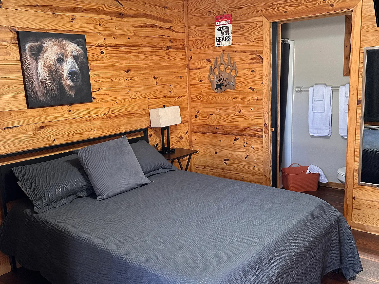 Studio, 350 sqft, $797 — Photo 3