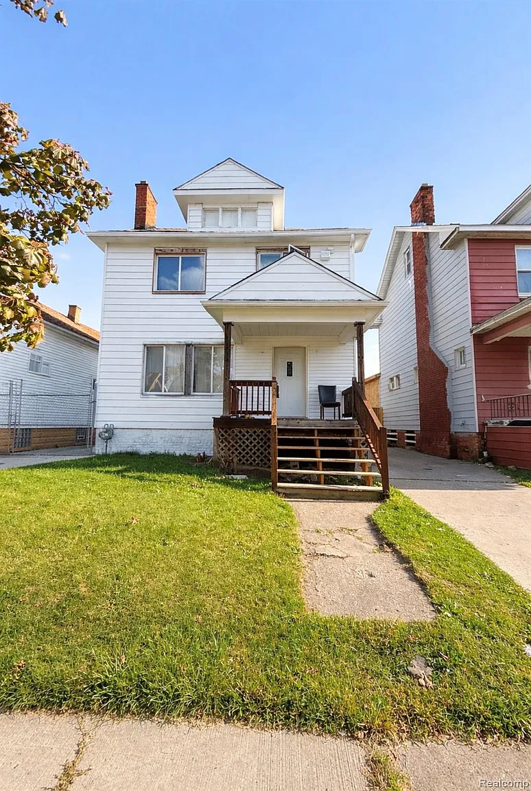 6735 Clifton St photo 1