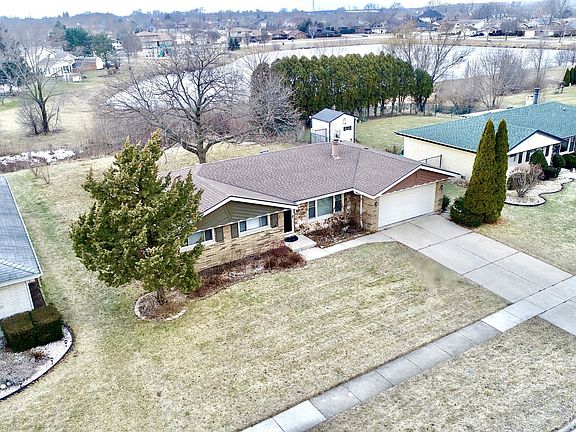2nd image of 13718 86th Ave